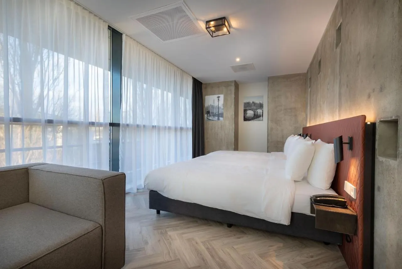 Hotel New Kit Amsterdam 3*,